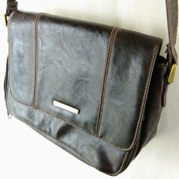 Shoulder Bag + Wallet in Perfect Condition ⭐️⭐️ - Picture 2 of 11